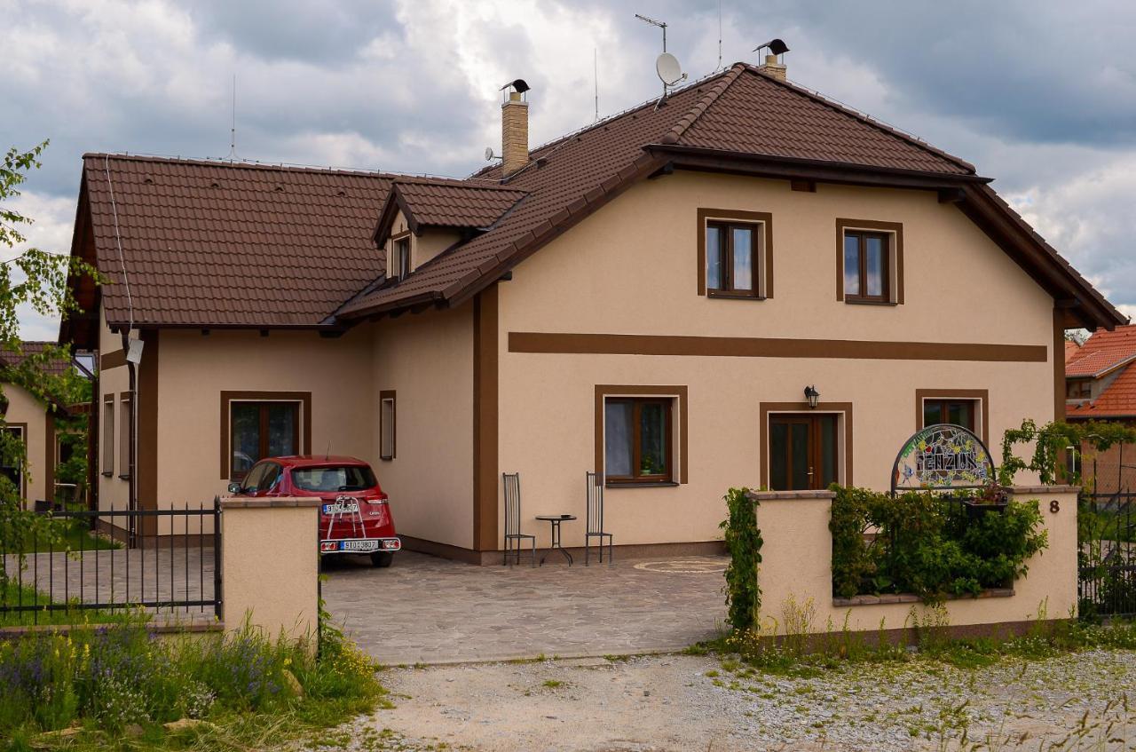Penzion Domanin Тршебонь Екстер'єр фото